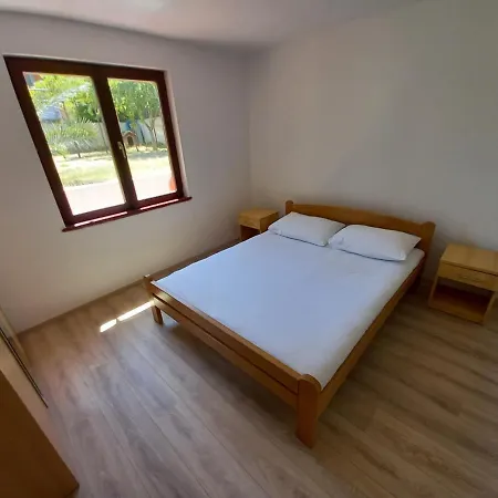 Appartement Lungo *